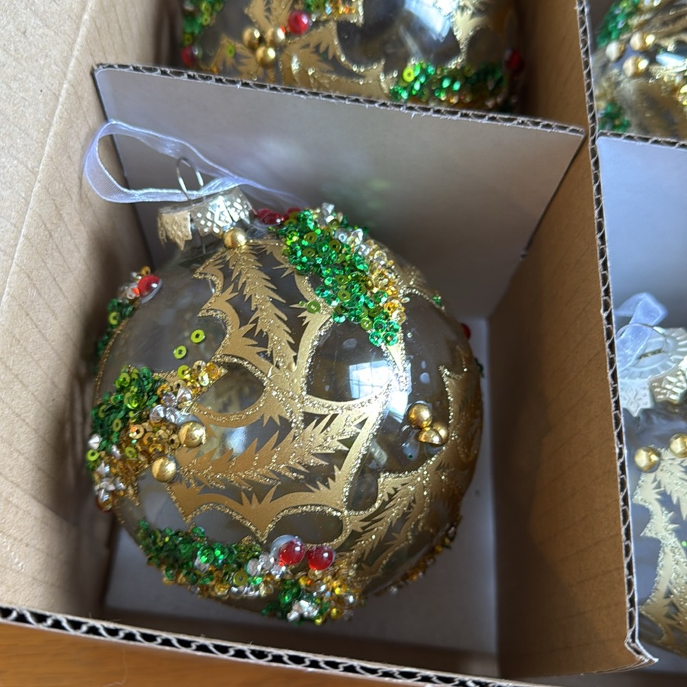 Frontgate Holiday Leaves Embellished Ornaments - Set of 6 - Picture 4 of 16